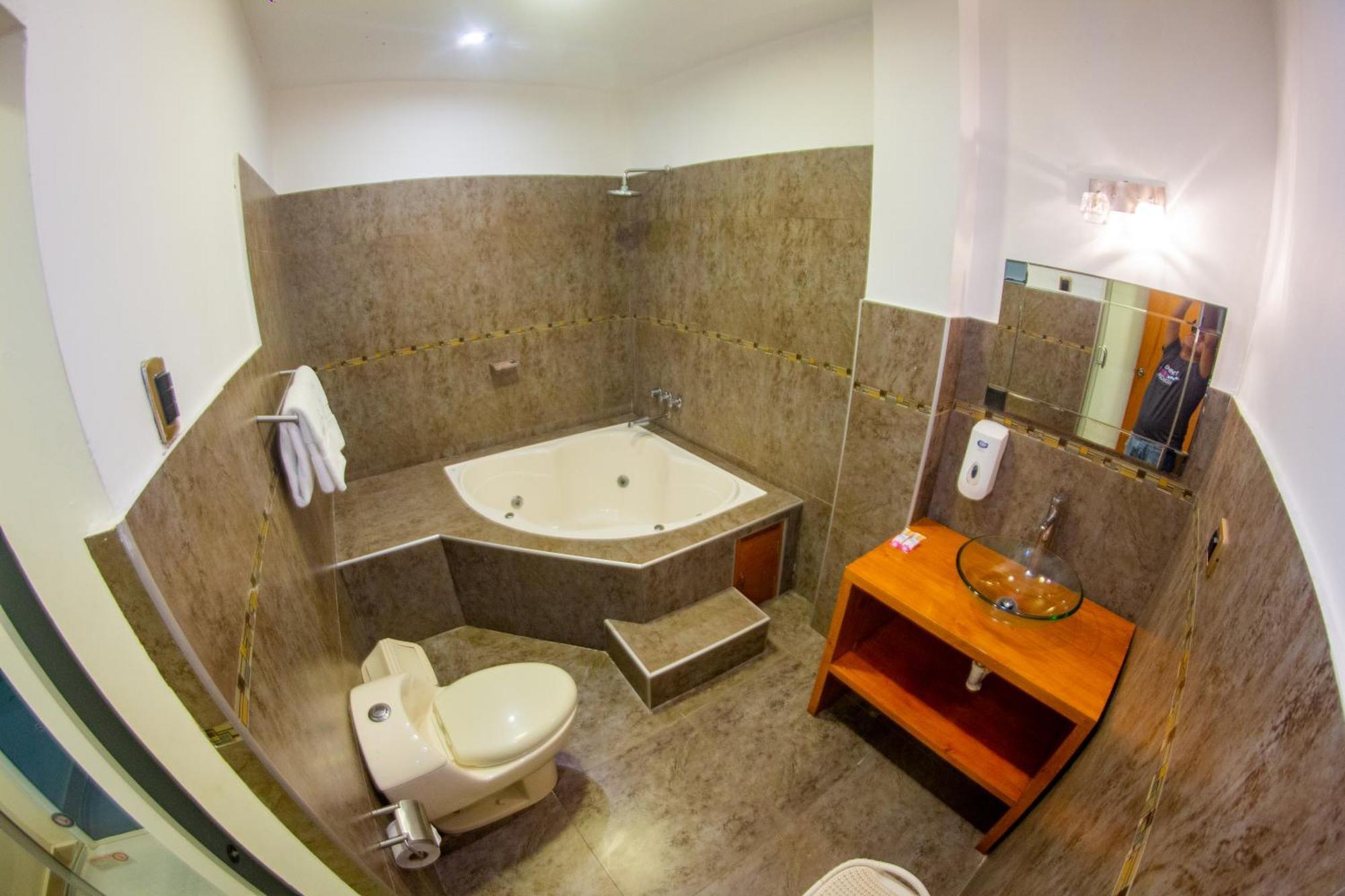 Hotel Resort Thiago Chincha Alta Exterior foto